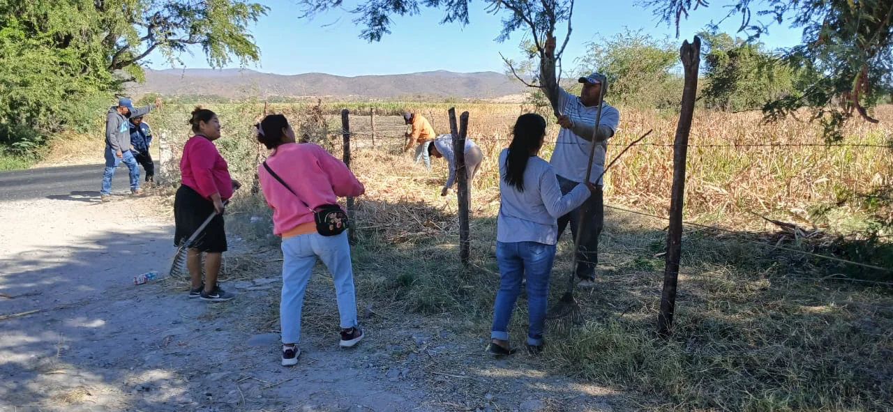 Mejoran acceso a comunidad con su trabajo colectivo 2 (1)